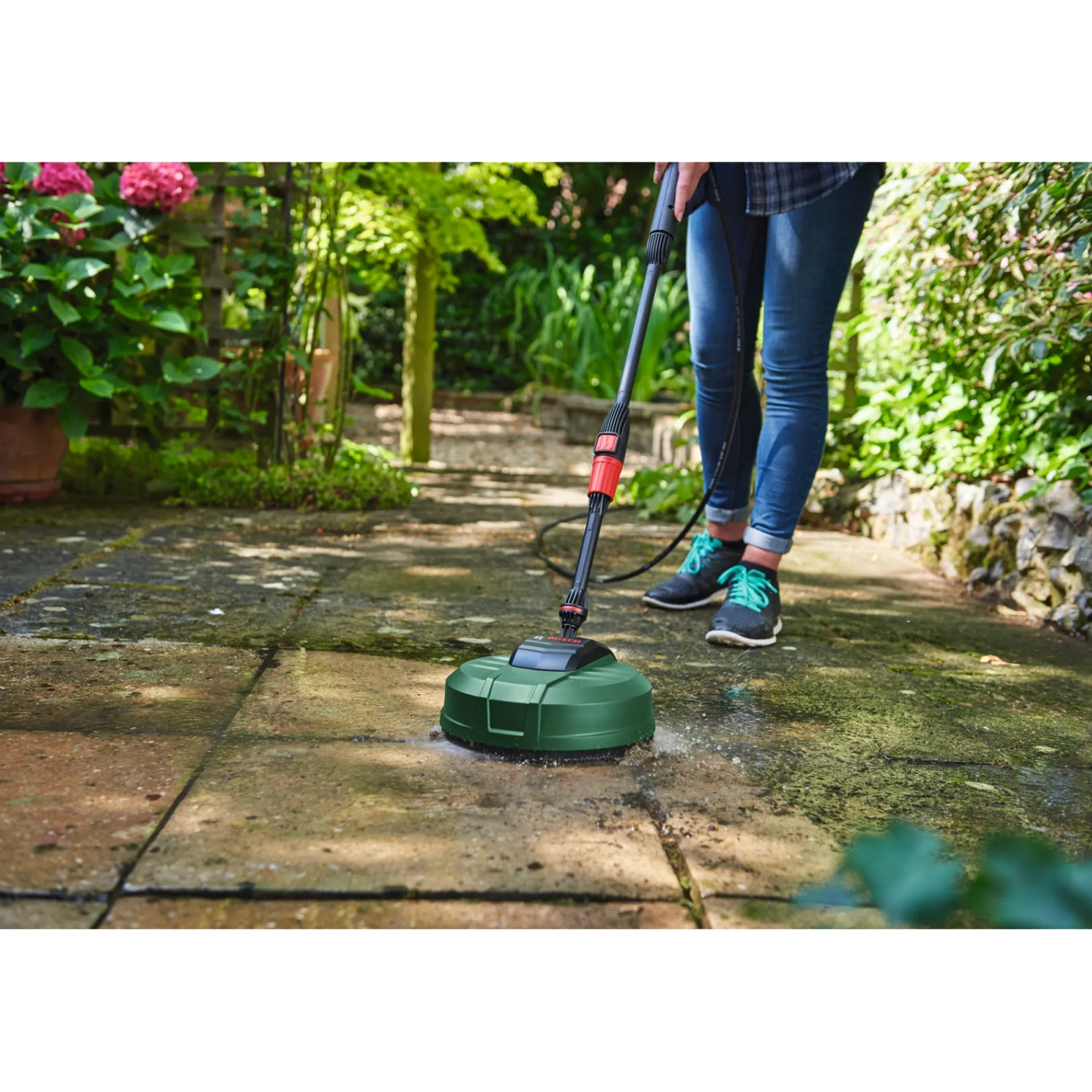 Bosch Tilbehør Havemaskiner > AQUASURF AQUASURF 250 TERRASSERENSER TERRASSEVASKER
