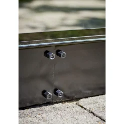 Dame Halls Drivhusfundamenter > QUBE 812 SOKKEL SORT 9,9 M2