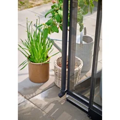 Halls Drivhuse > QUBE SQUARE DRIVHUS 3 MM HÆRDET GLAS HELE BANER SORT 6,3 M2