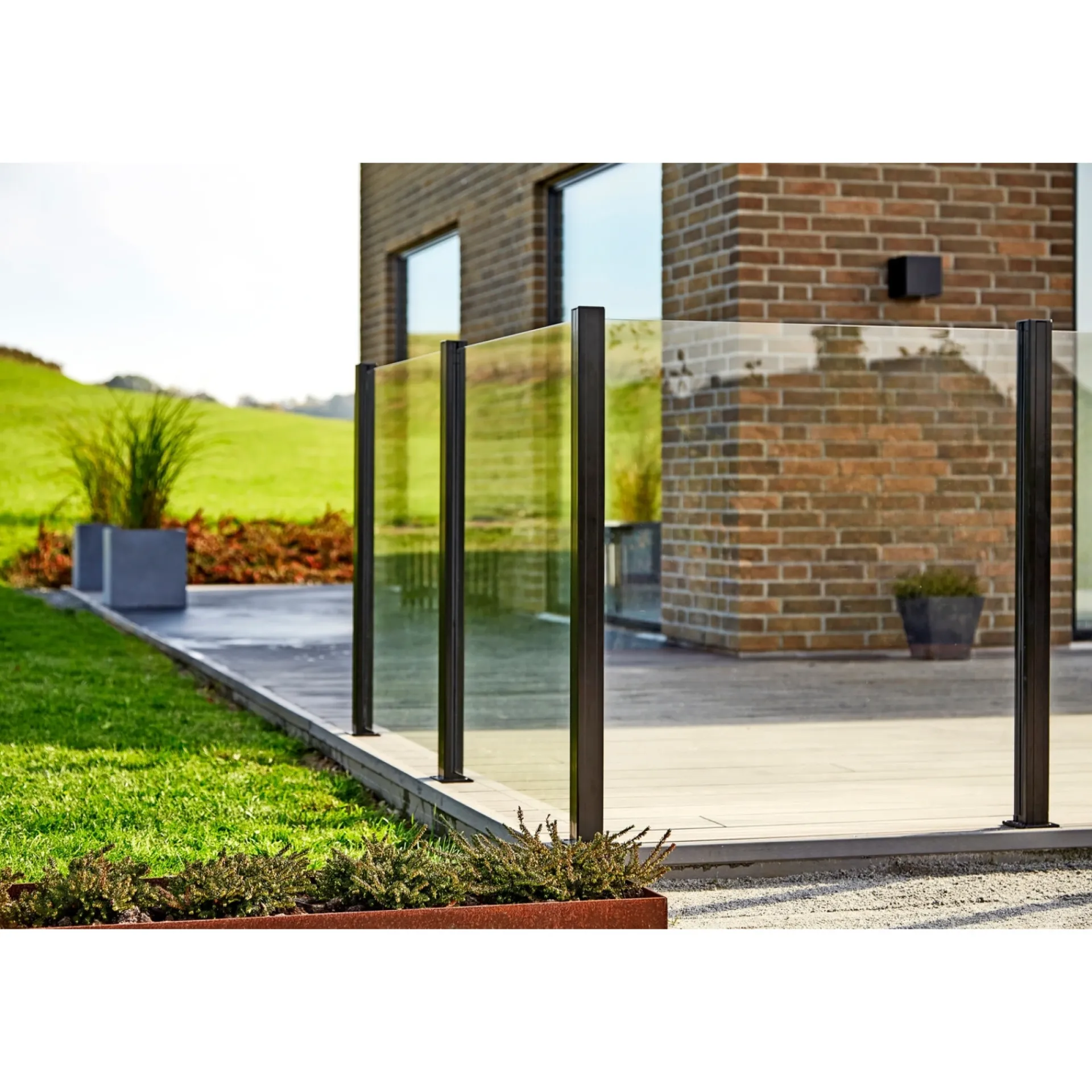 Skagen Systemhegn > SYSTEMHEGN HEGNSMODUL KLAR GLAS 86.80 X 92 X 0.60 X 0.60 CM